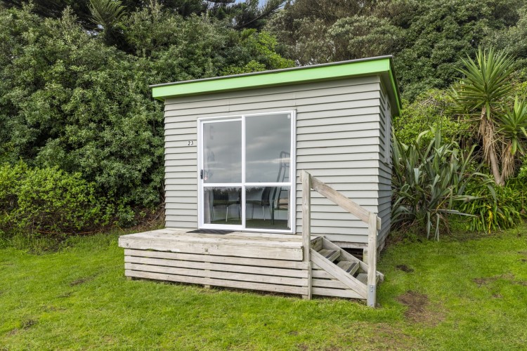 Standard Cabin 6