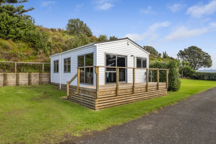 2 Bedroom Cabin 27