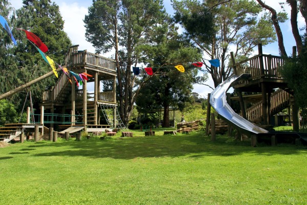 Hollard Gardens, Taranaki