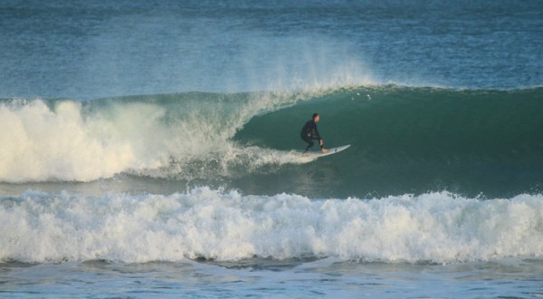 Marokopa surfing